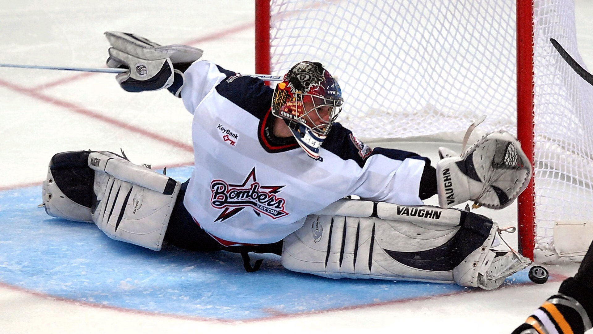 10战6败！布朗32+9绿军无缘16分逆转 魔术小瓦27+6+6，布朗小正